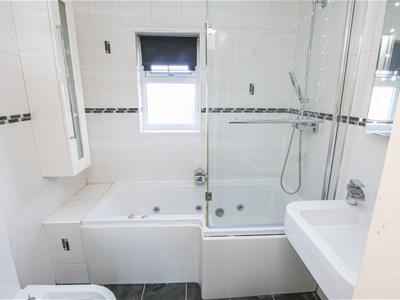 HOUSE BATHROOM